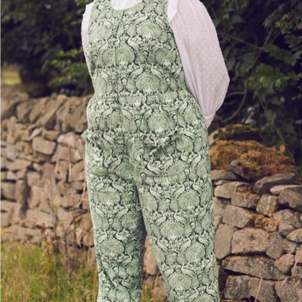 Joanie x Laura Ashley Green Jumpsuit Size 18